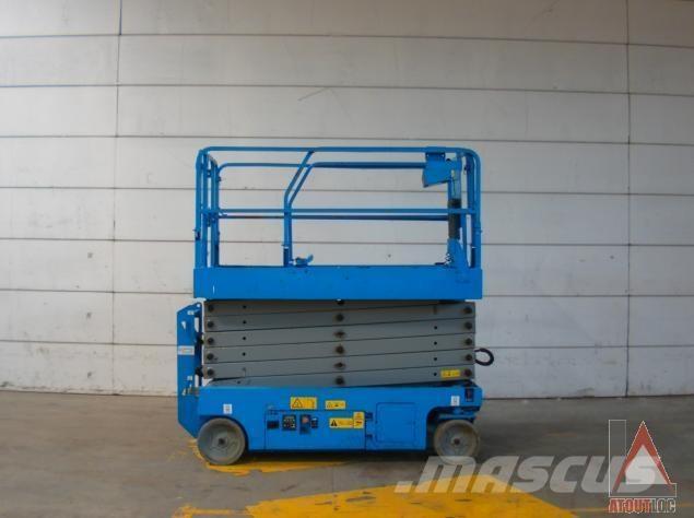 Genie GS-4047 Articulated boom lifts