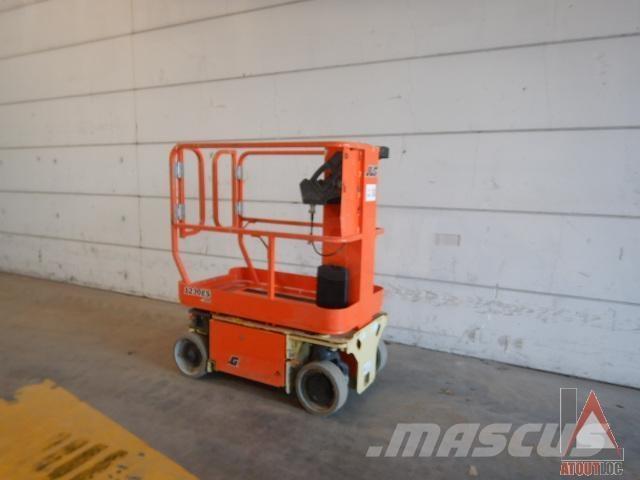 JLG 1230ES Articulated boom lifts