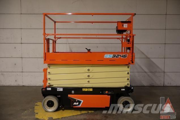 JLG ES3246 Articulated boom lifts