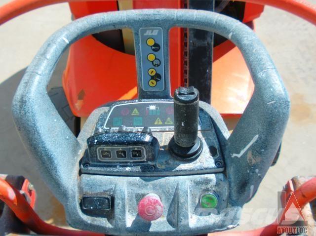 JLG TOUCAN 12E + Articulated boom lifts