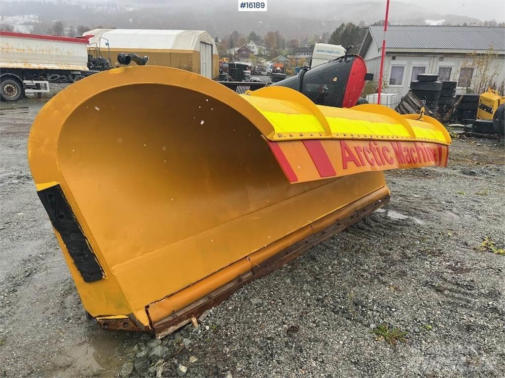  Artic Machine plog Other components