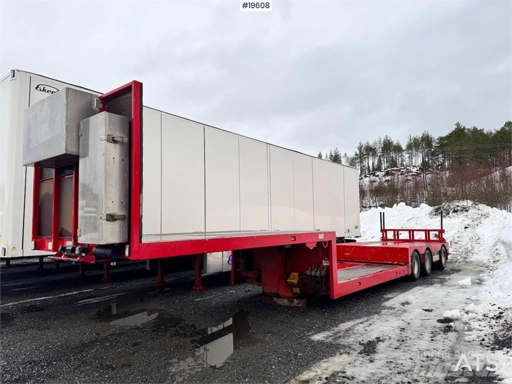 Broshuis trailer. Other trailers