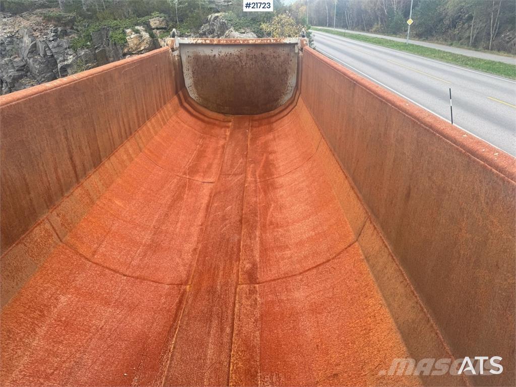Carnehl Tippsemi. Tipper semi-trailers