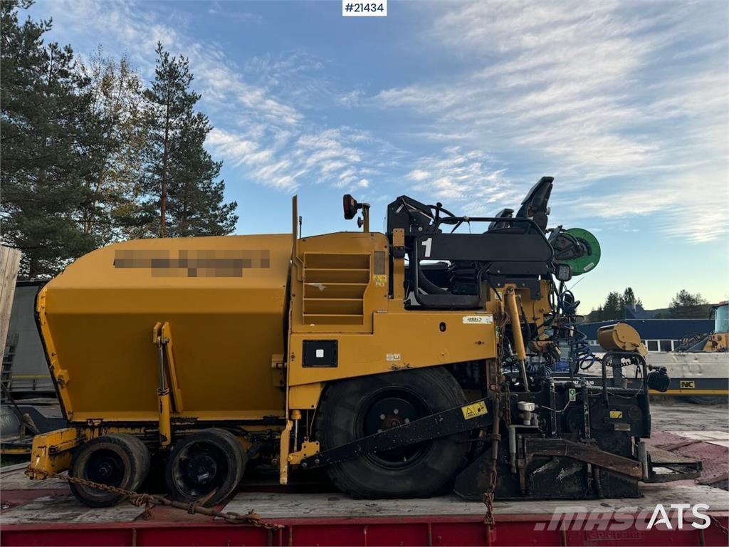 CAT AP 300 Asphalt pavers