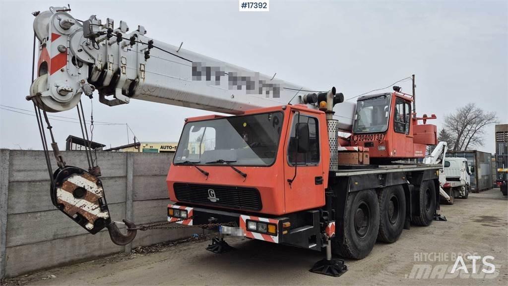Grove GMK-3050 All terrain cranes
