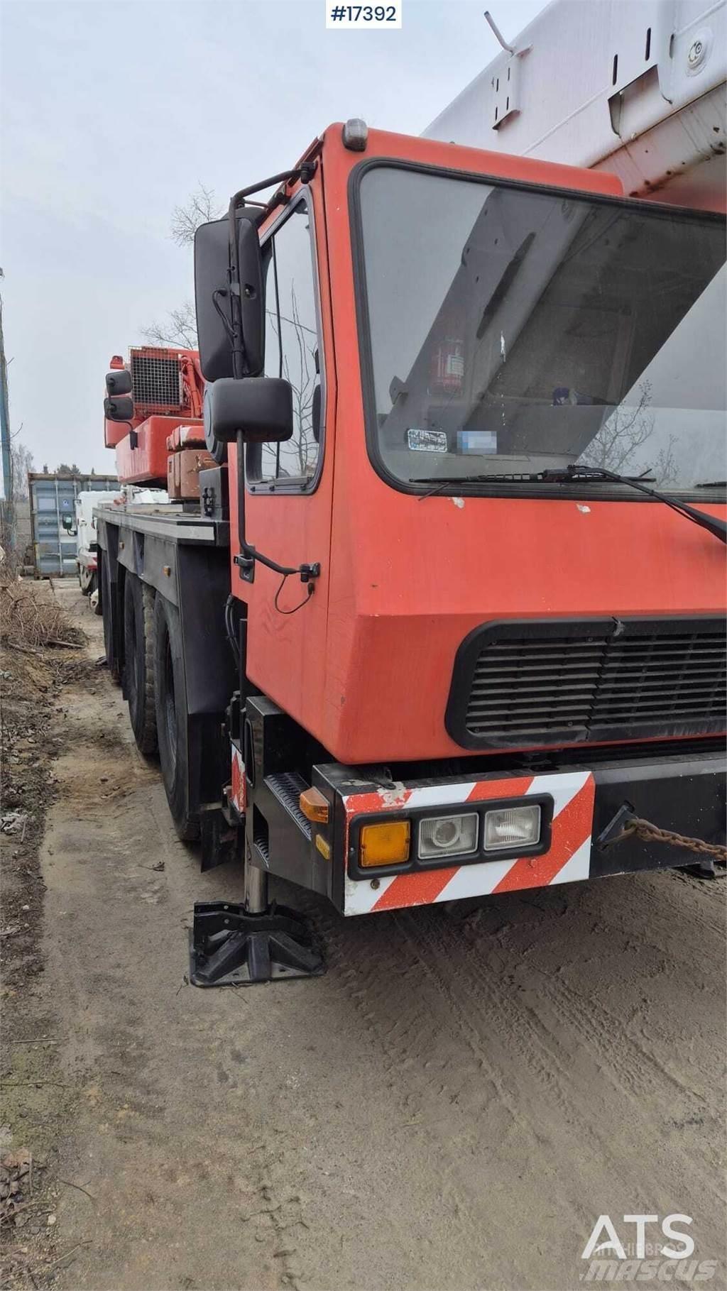 Grove GMK-3050 All terrain cranes
