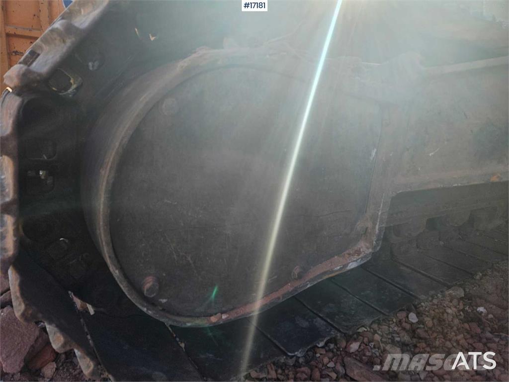Hitachi ZX225 LC Crawler excavators