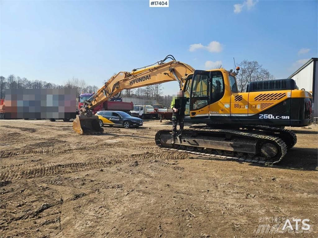 Hyundai R260LC Crawler excavators