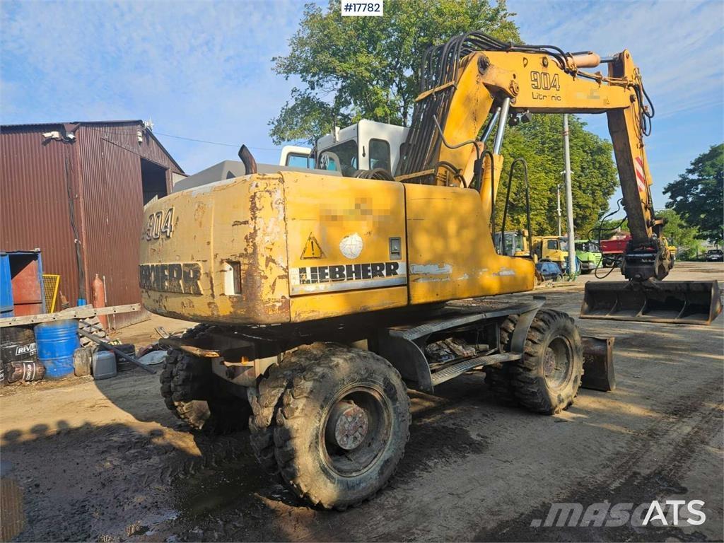 Liebherr A 904 Wheeled excavators