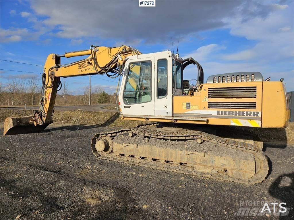 Liebherr R924 Crawler excavators
