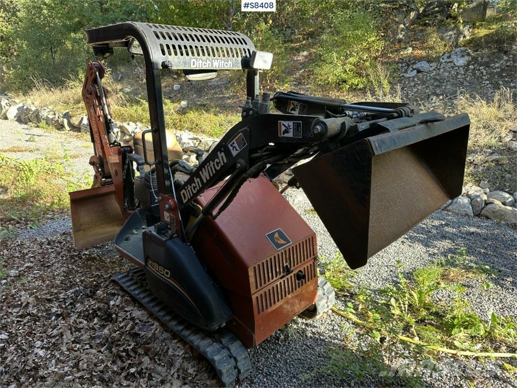 Ditch Witch XT850 Skid steer loaders