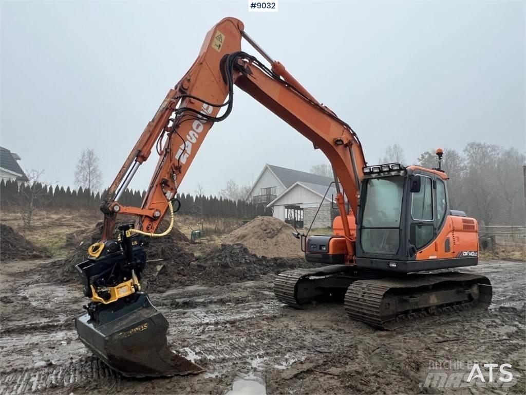 Doosan DX140LC Crawler excavators