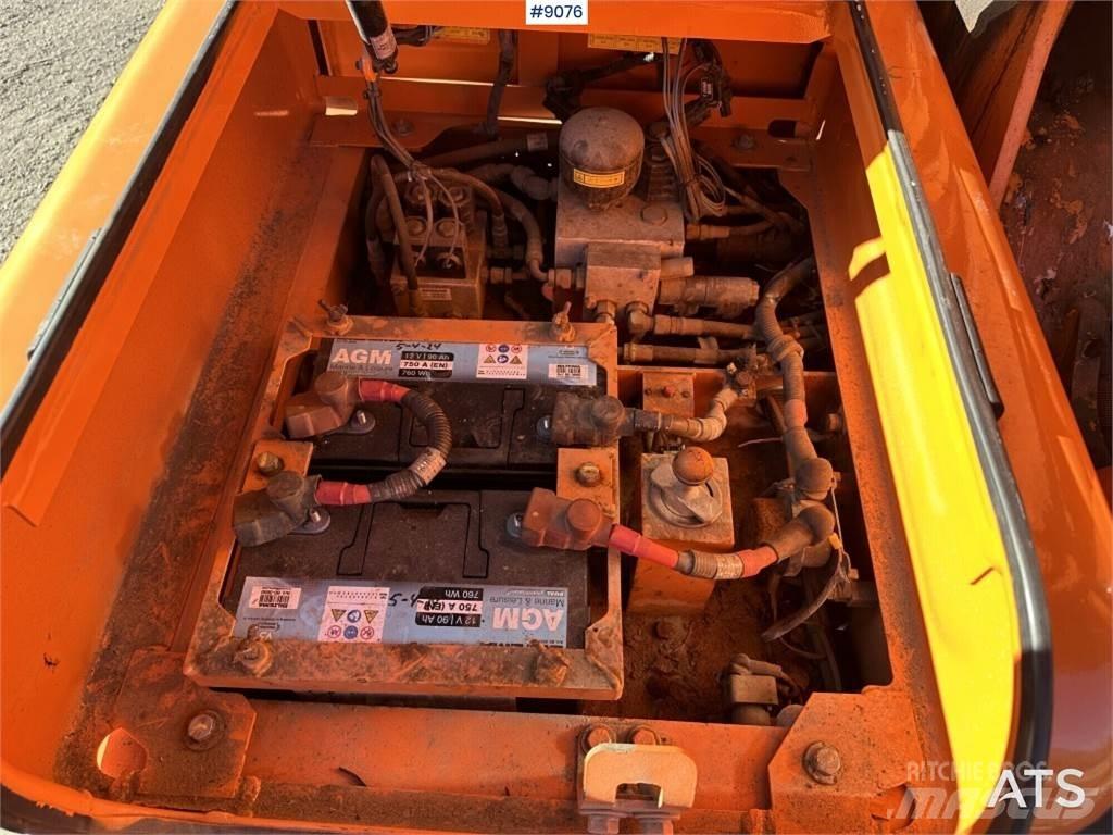 Doosan DX140W Wheeled excavators