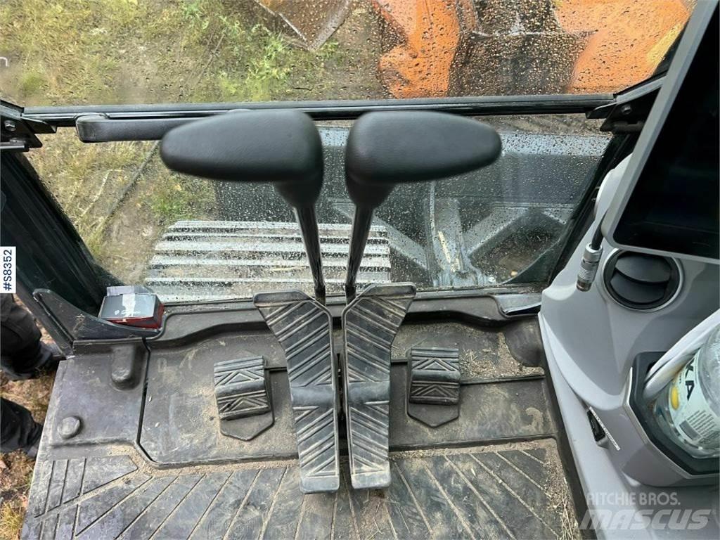 Kobelco SK140 SRLC-7 Crawler excavators