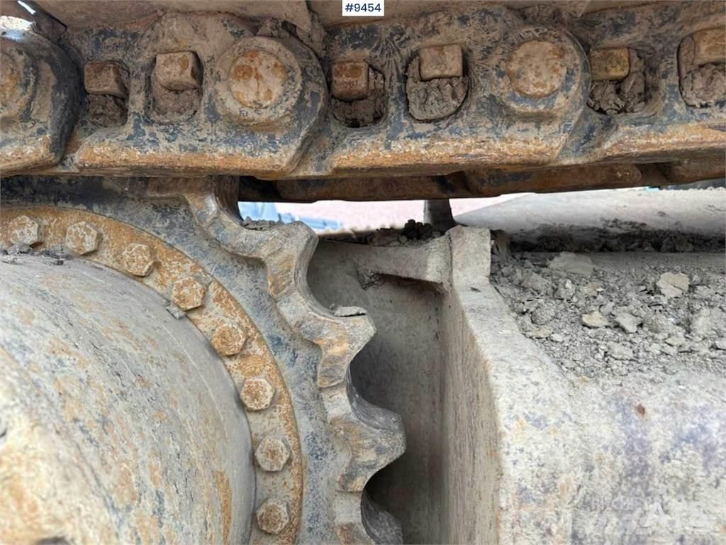 New Holland E385 Crawler excavators