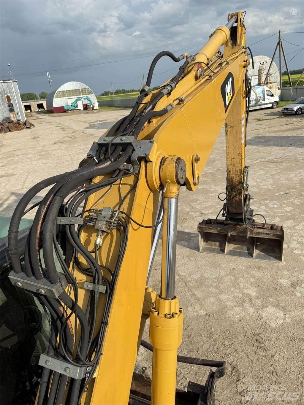 CAT M315C Wheeled excavators