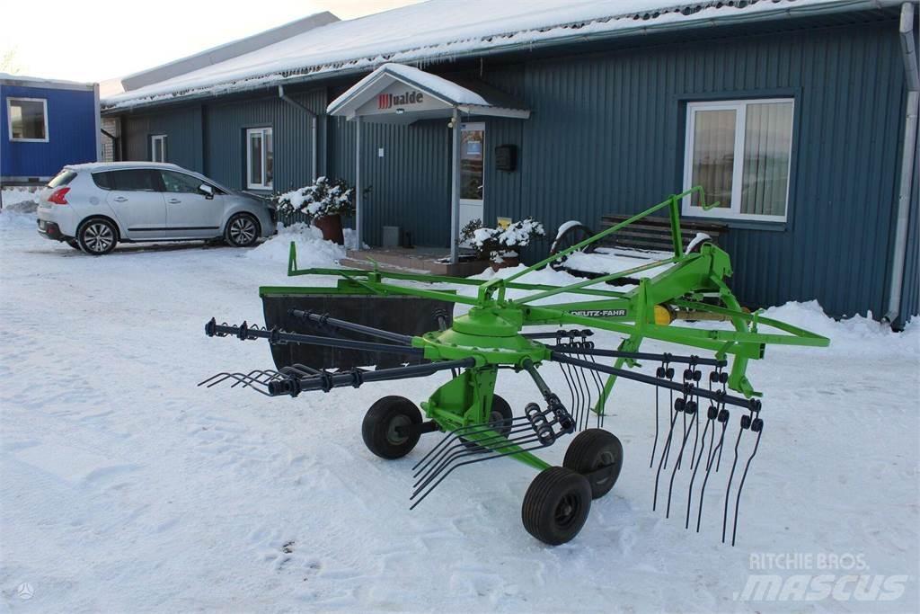 Deutz-Fahr 300 Rakes and tedders