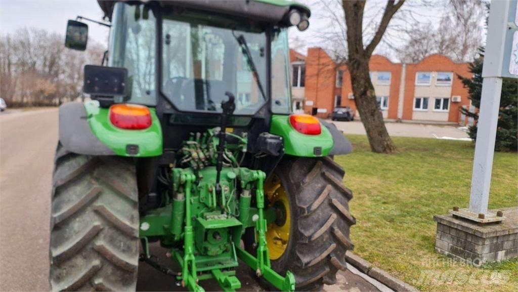 John Deere 5820 Tractors
