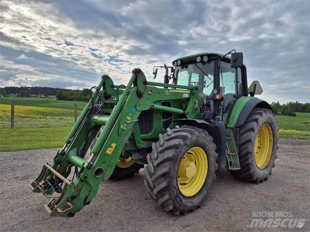 John Deere 7530 Tractors
