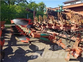 Kverneland PB 100 Ploughs