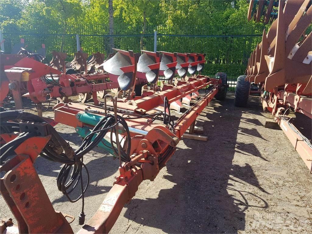 Kverneland PB 100 Ploughs