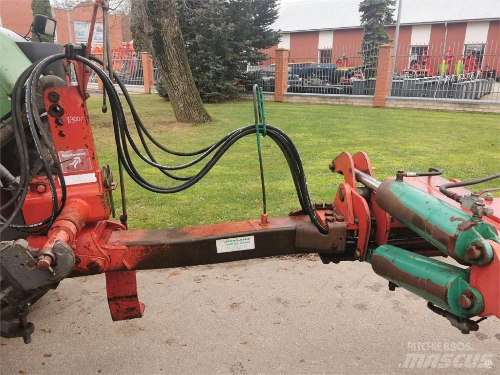 Kverneland PB 100 Ploughs