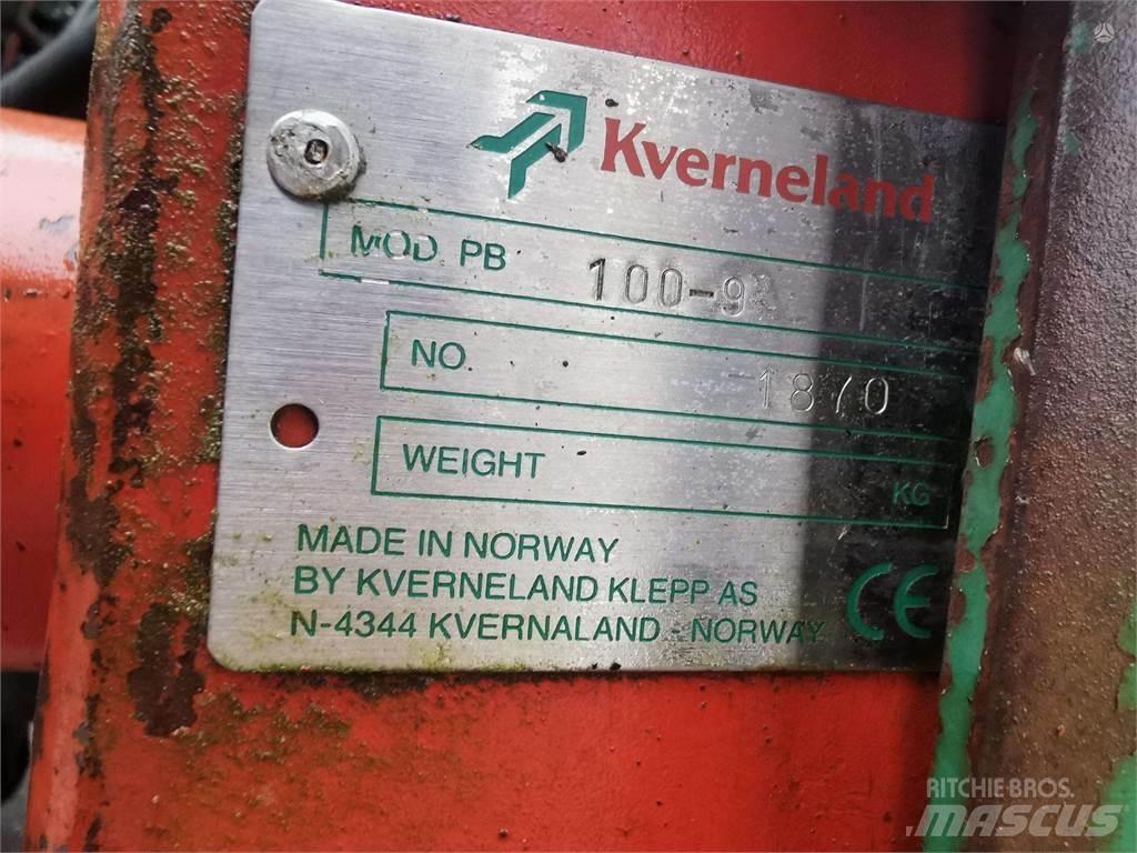 Kverneland PB 100 Ploughs