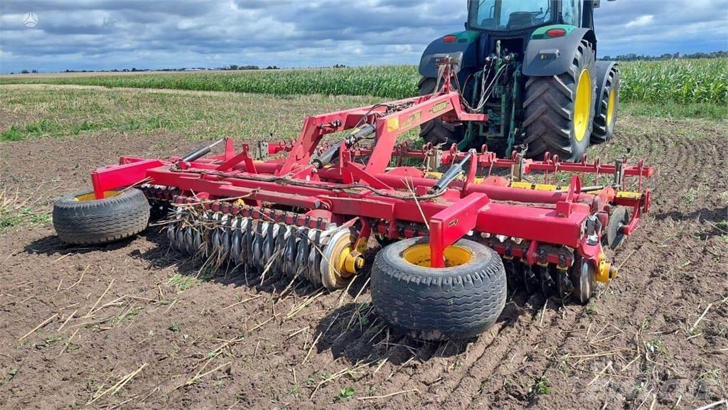 Väderstad CR500 Farm machinery