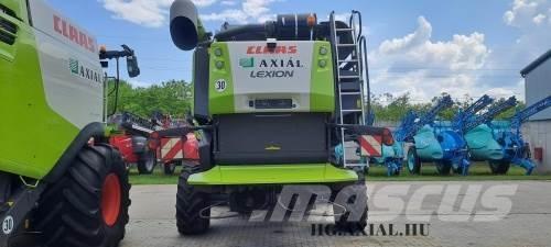 CLAAS Lexion 660 Combine harvesters