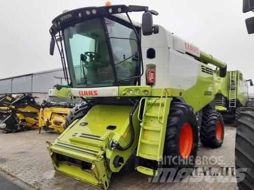 CLAAS Lexion 670 Combine harvesters
