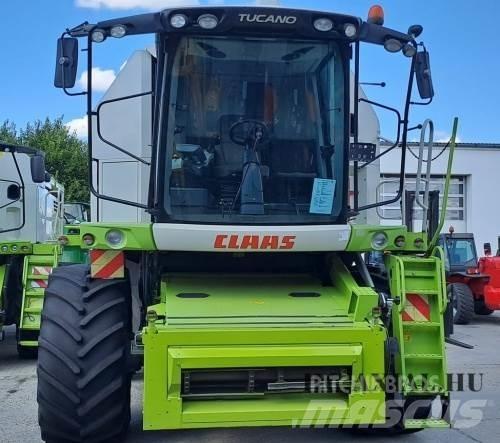 CLAAS Tucano 440 Combine harvesters