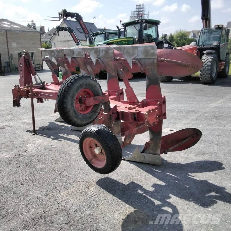 Naud RX406 Reversible ploughs