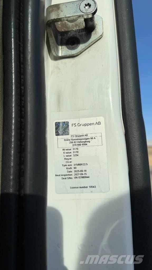 Volvo FM 10 Truck mounted cranes