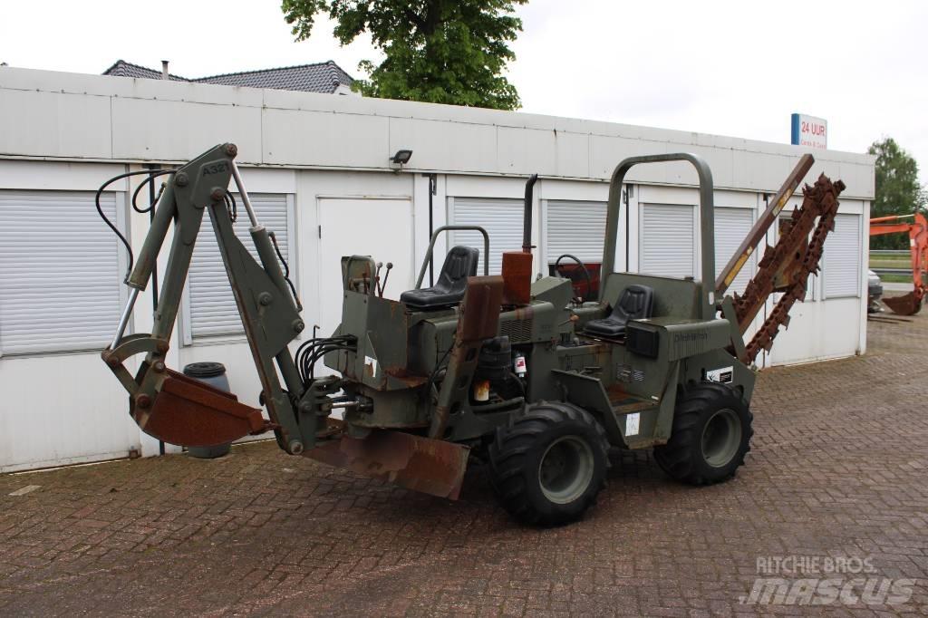 Ditch Witch 3210 Trenchers