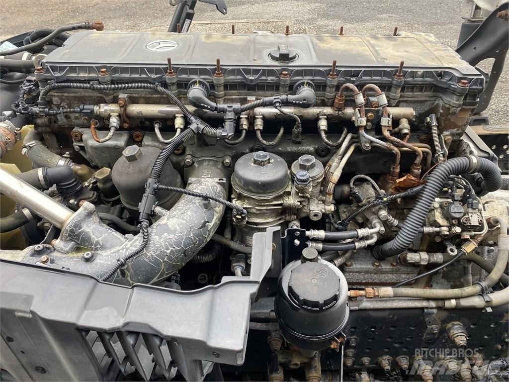 Mercedes-Benz Actros Engines