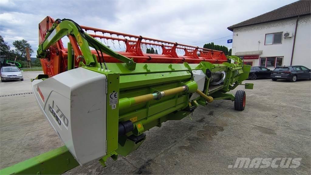 CLAAS CERIO 770 Harvester heads