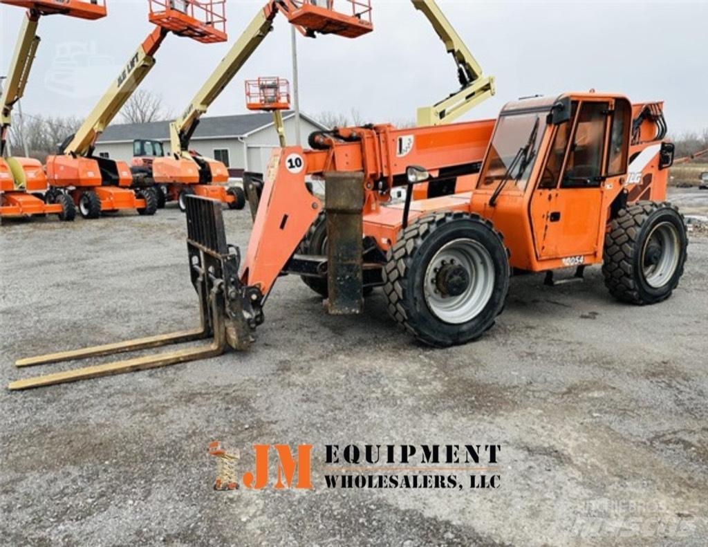 SkyTrak 10054 Telescopic handlers