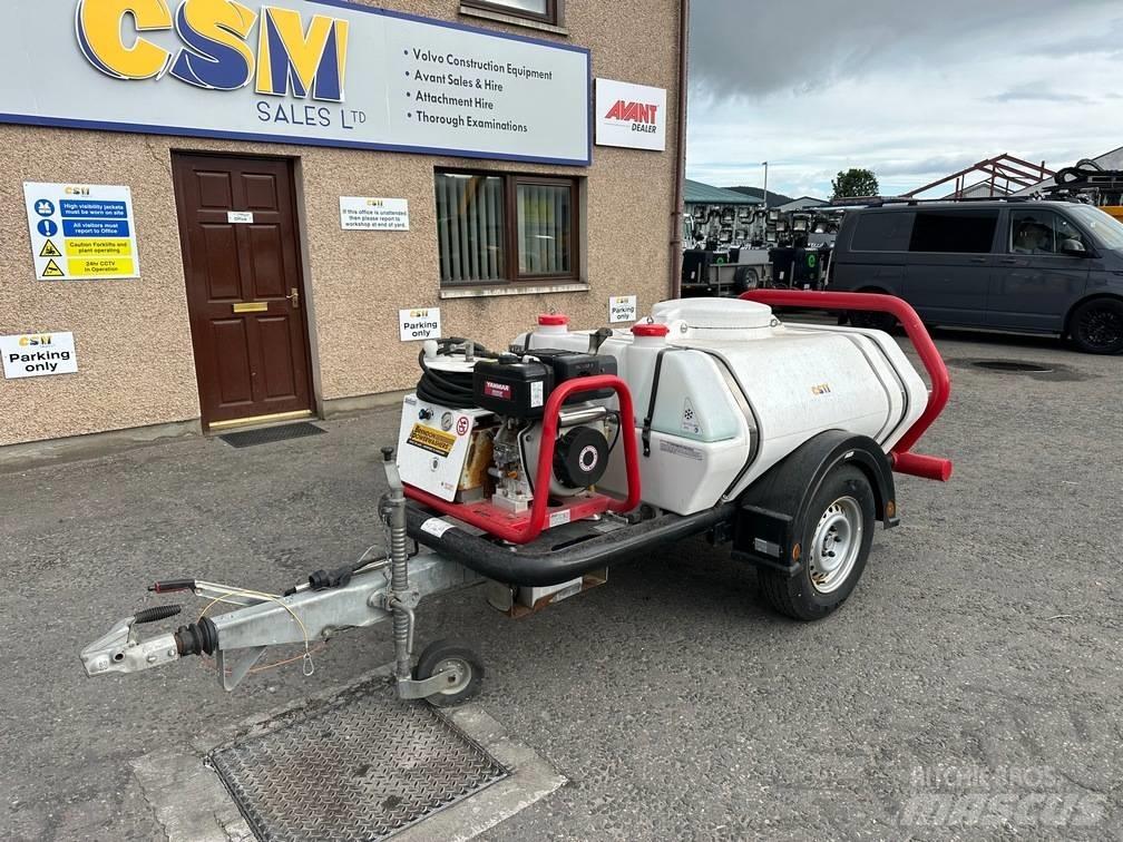  Brendan BB1000 Water bowser