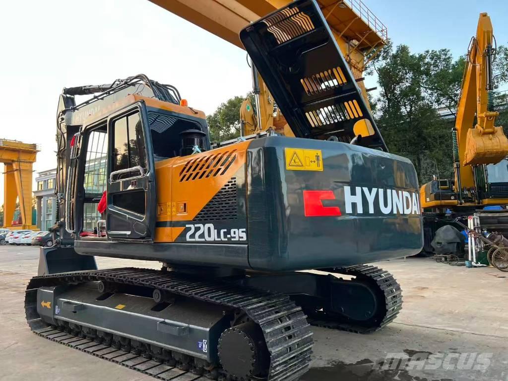 Hyundai R220LC-9S Mini excavators  7t - 12t