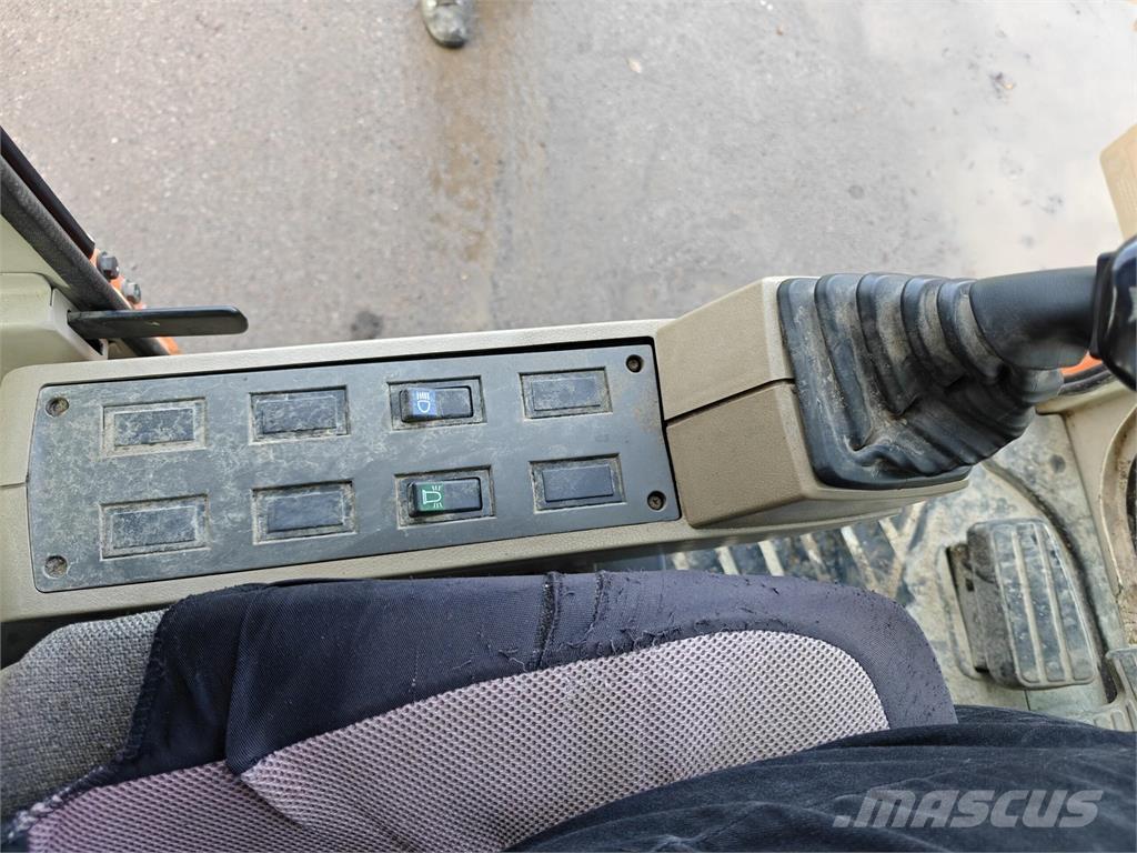 Daewoo 140 LC-V Crawler excavators