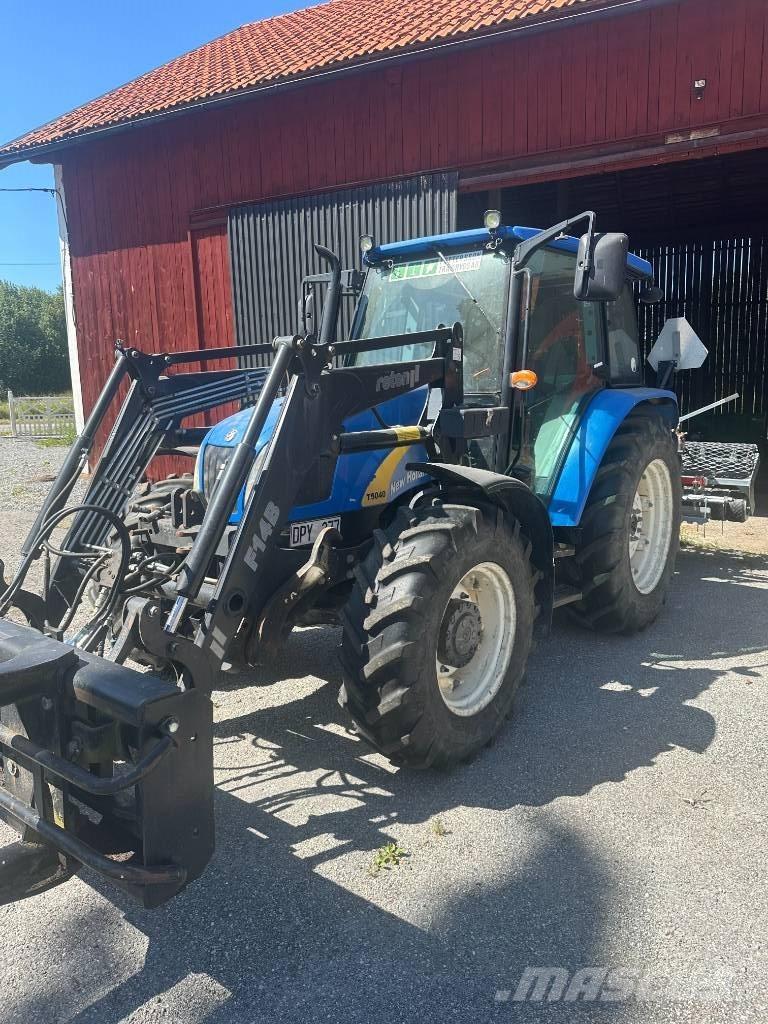 New Holland T 5040 Tractors