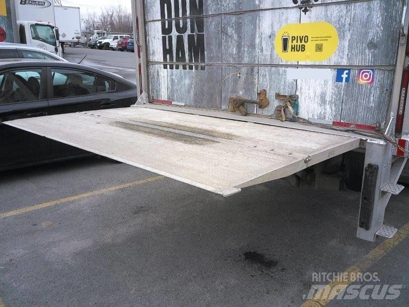 Hino 195 Panel vans
