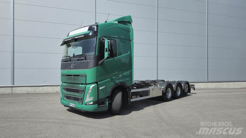 Volvo FH Chassis Cab trucks