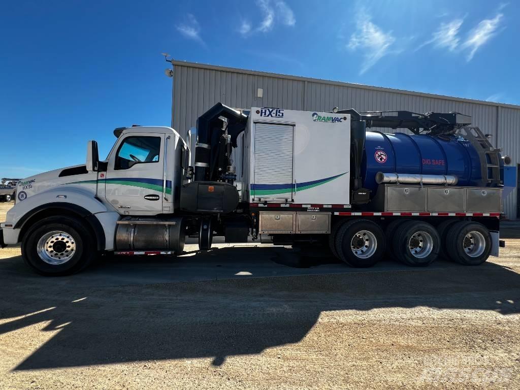 Kenworth T880 Commercial vehicle