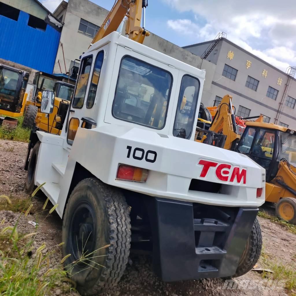 TCM FD 100 Diesel trucks