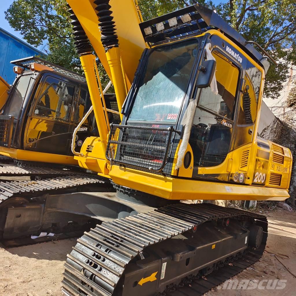 Komatsu PC 200 Crawler excavators