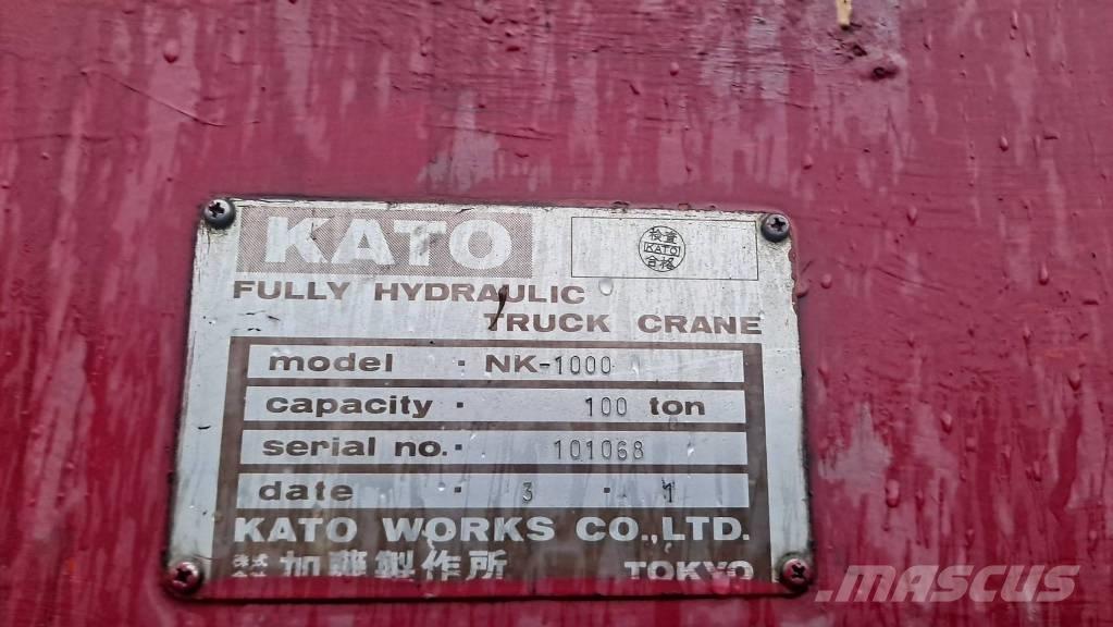 Kato NK 1000 All terrain cranes