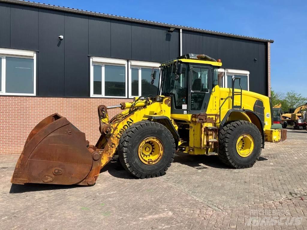 Hyundai HL960 Wheel loaders