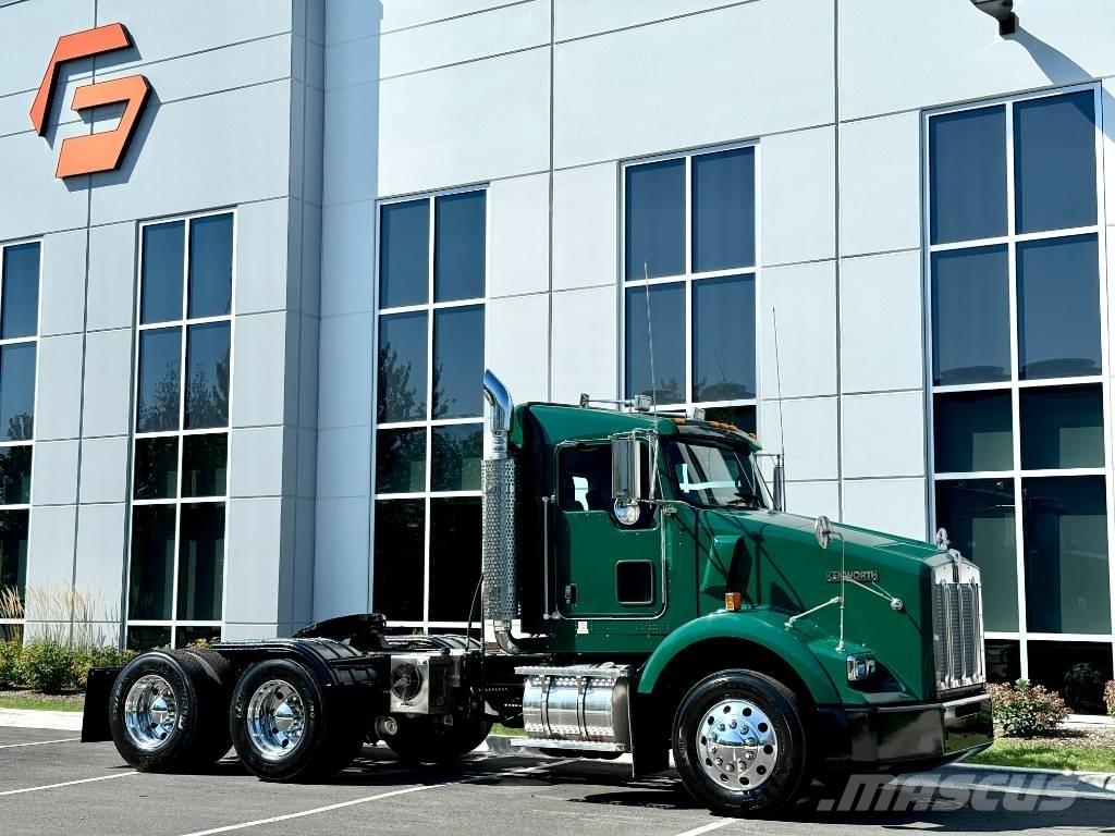 Kenworth T 800 Prime Movers