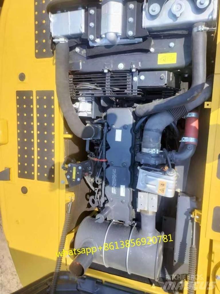 Komatsu PC 220-8 Crawler excavators